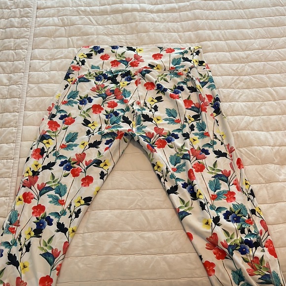 Fabletics Floral leggings - Picture 5 of 6
